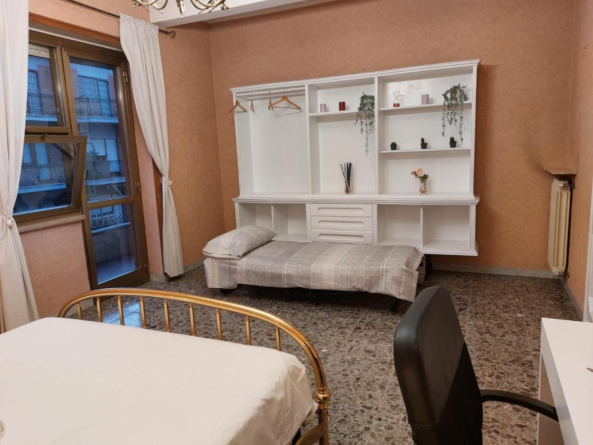 12Min Da Roma Centro Stanza Grande E Luminosa Hotel Ciampino Luaran gambar